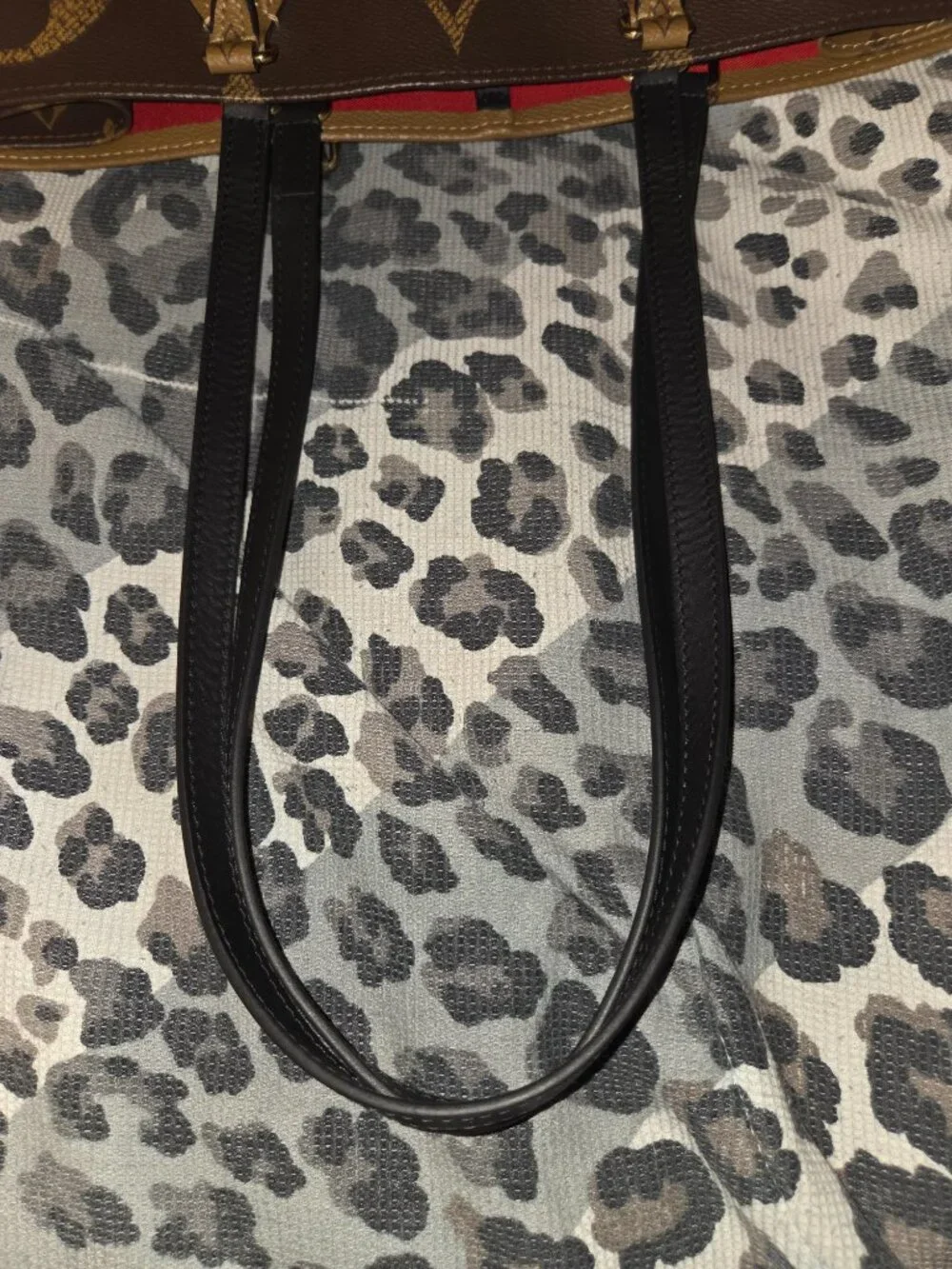Louis Vuitton On The Go GM